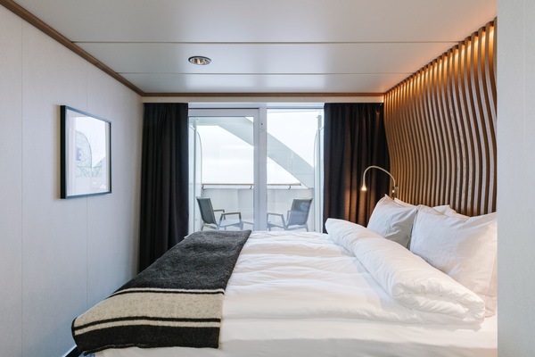 HX Hurtigruten Expeditions, MS Fridtjof Nansen, Arctic Superior XTJ Cabin 1 ©Clara Tuma.JPG